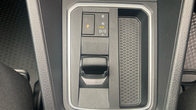Ford Transit Connect 250 L2 Petrol 1.5 EcoBoost PHEV 150 Trend Van Auto
